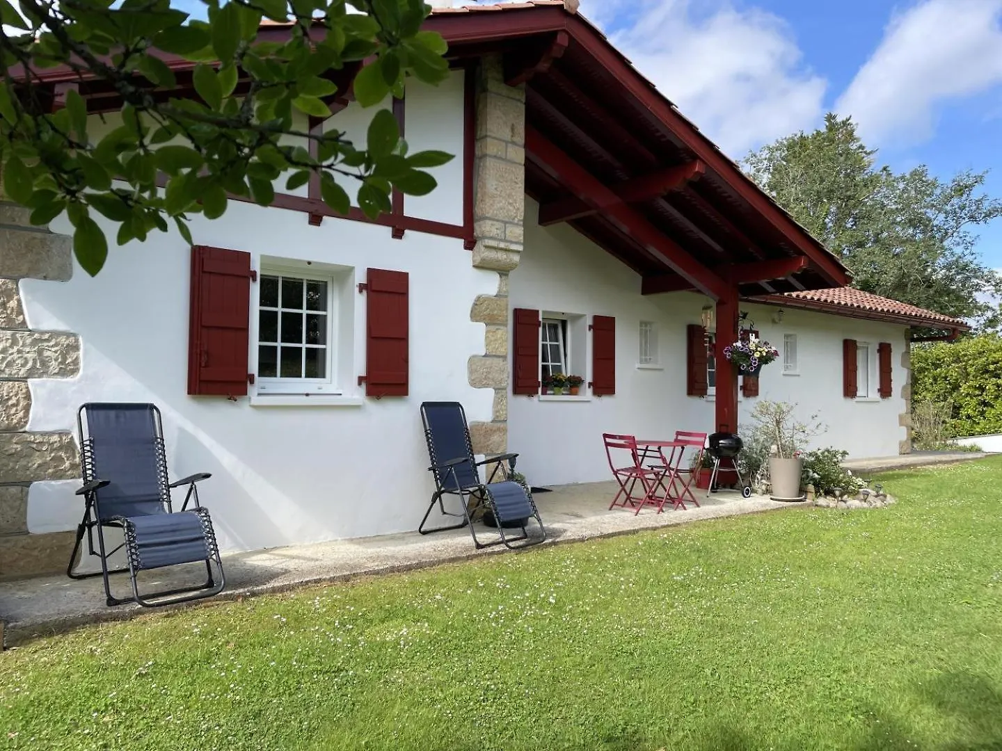 Pitxo Villa Arbonne 0*,